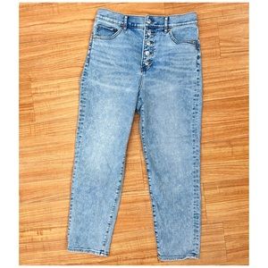 Express Size 6 Straight Leg High Waisted Jeans